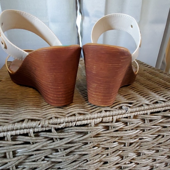 Wedges - Picture 2 of 3